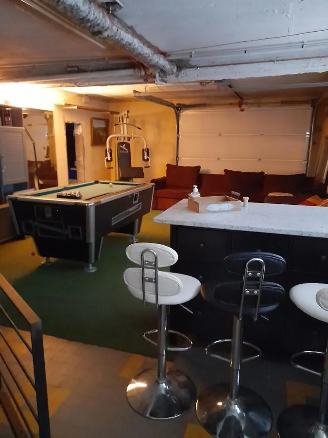 Homestay Au Bout Du Monde ! Apartment Montreal La Cluse